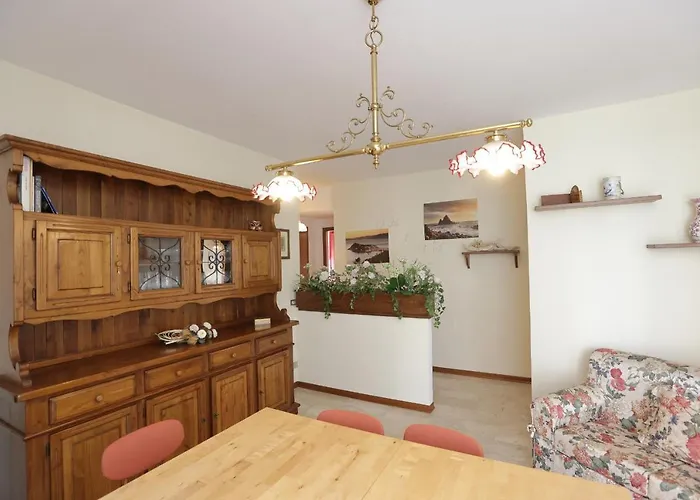 De Chi E De La * Sestri Levante