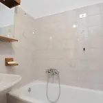 Apartment De Chi E De La