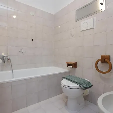 De Chi E De La Apartment